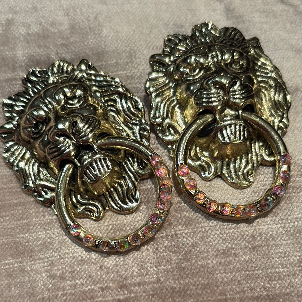 Vintage 80’s Gold Lion Earrings with Pink Accents Clip Ons